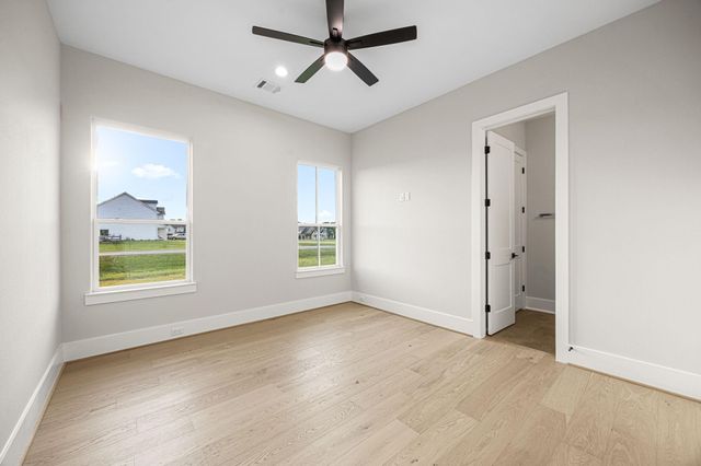 469 Ruby Drive, Bellville, TX 77418