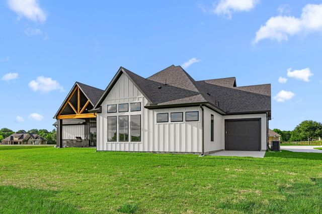 469 Ruby Drive, Bellville, TX 77418