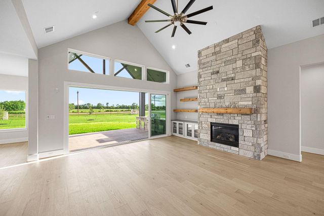 469 Ruby Drive, Bellville, TX 77418