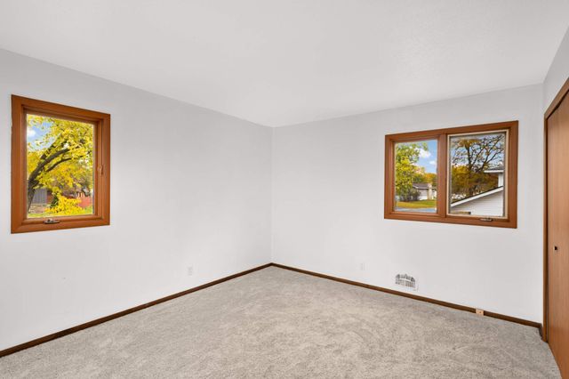 7816 Scott Avenue N, Brooklyn Park, MN 55443