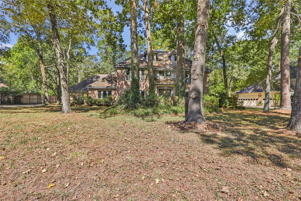 2903 Woods Estates Drive, Houston, TX 77339
