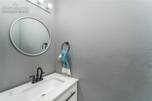 3923 Nicki Heights, Colorado Springs, CO 80906