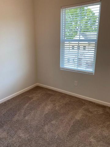 2242 Whistler Way, Lawrenceville, GA 30043
