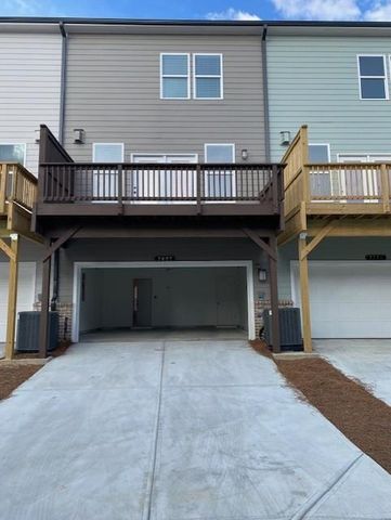 2242 Whistler Way, Lawrenceville, GA 30043