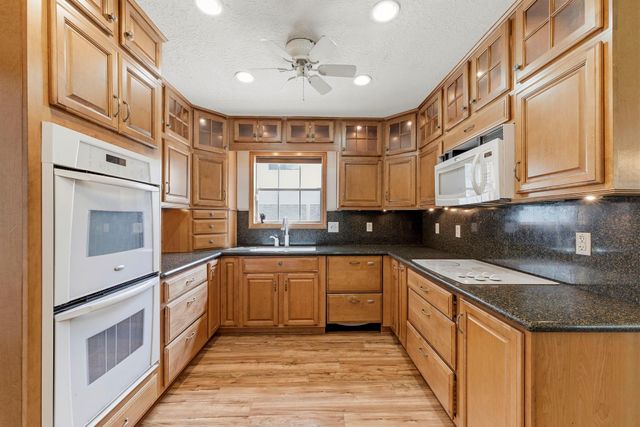 3902 Stillview Drive, Houston, TX 77068