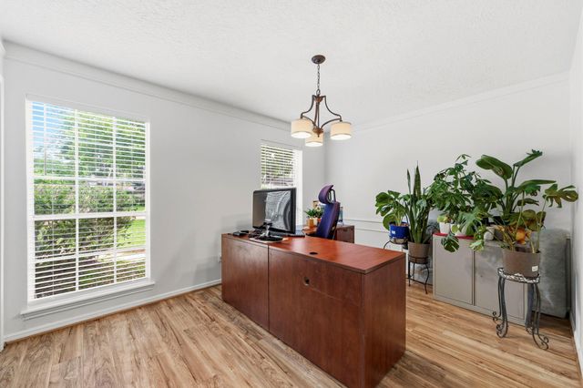 3902 Stillview Drive, Houston, TX 77068
