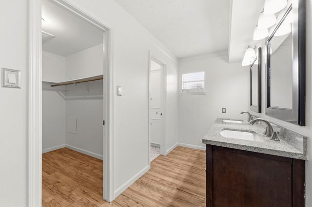 3902 Stillview Drive, Houston, TX 77068