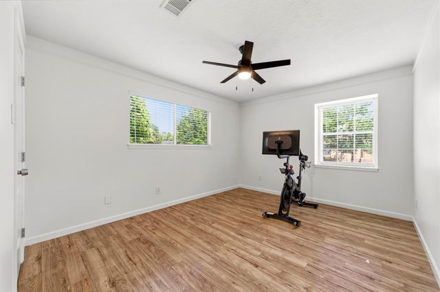 3902 Stillview Drive, Houston, TX 77068