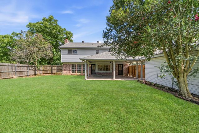 3902 Stillview Drive, Houston, TX 77068