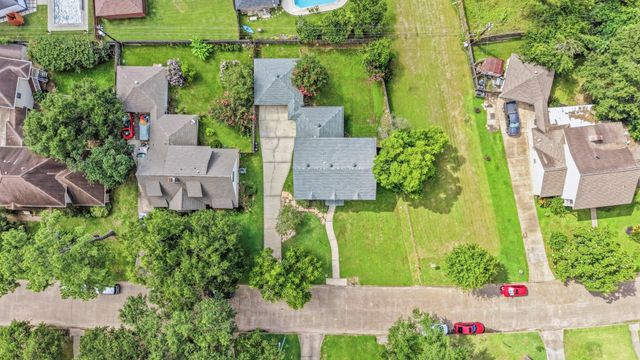 3902 Stillview Drive, Houston, TX 77068