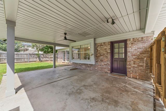 3902 Stillview Drive, Houston, TX 77068