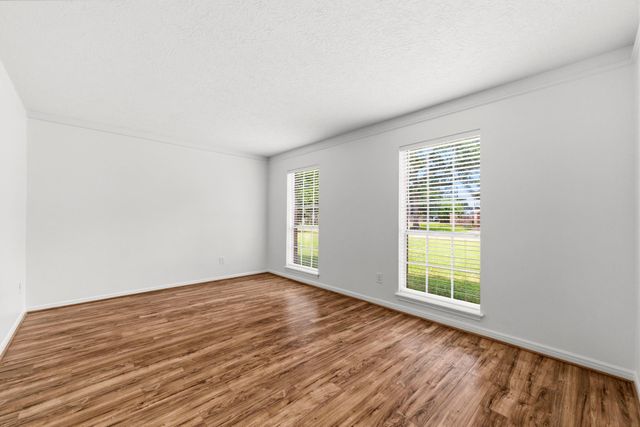 3902 Stillview Drive, Houston, TX 77068