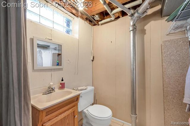 2934 N Altadena Avenue, Royal Oak, MI 48073
