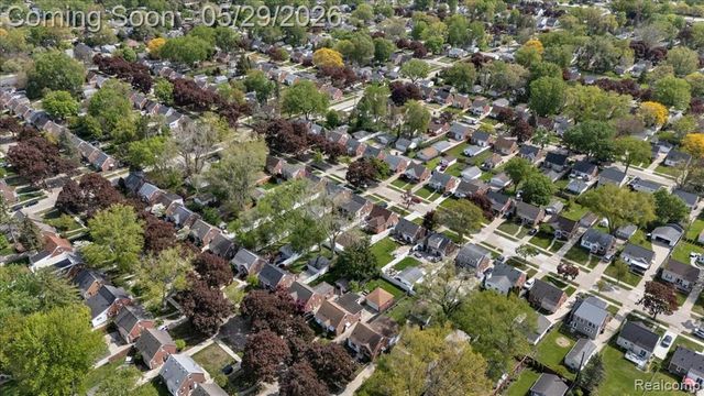2934 N Altadena Avenue, Royal Oak, MI 48073