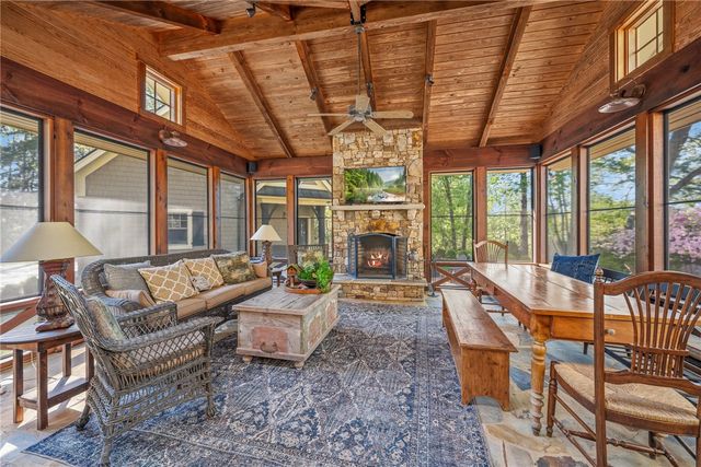 502 Wind Flower Drive, Sunset, SC 29685