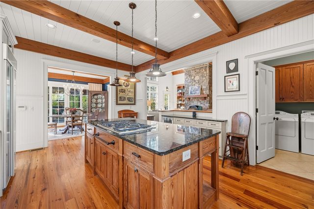 502 Wind Flower Drive, Sunset, SC 29685