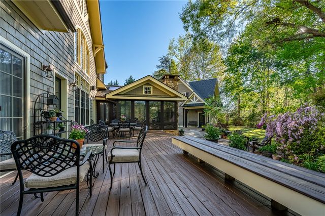502 Wind Flower Drive, Sunset, SC 29685