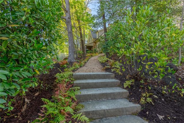 502 Wind Flower Drive, Sunset, SC 29685