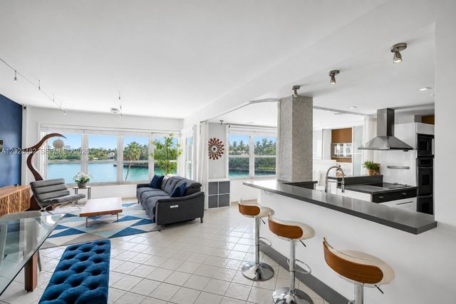 9102 W Bay Harbor Drive 3C, Bay Harbor Islands, FL 33154