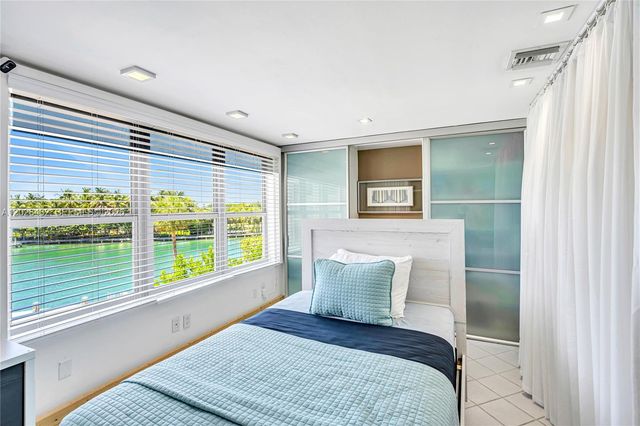 9102 W Bay Harbor Drive 3C, Bay Harbor Islands, FL 33154