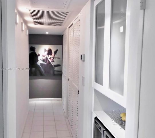 9102 W Bay Harbor Drive 3C, Bay Harbor Islands, FL 33154