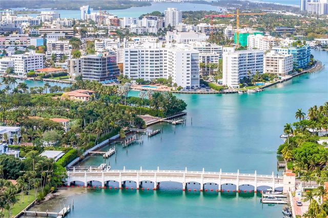 9102 W Bay Harbor Drive 3C, Bay Harbor Islands, FL 33154