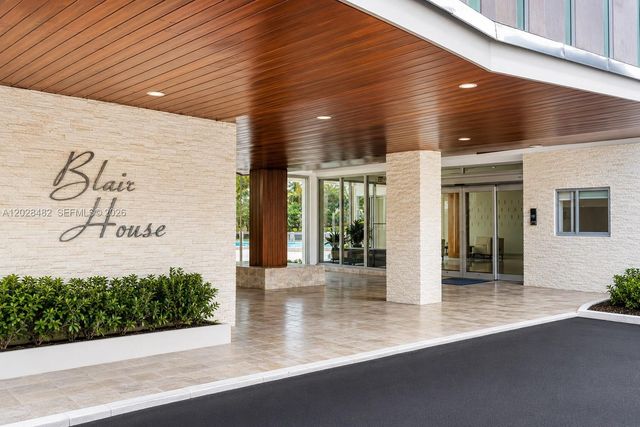 9102 W Bay Harbor Drive 3C, Bay Harbor Islands, FL 33154