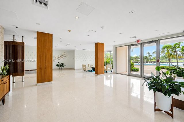 9102 W Bay Harbor Drive 3C, Bay Harbor Islands, FL 33154