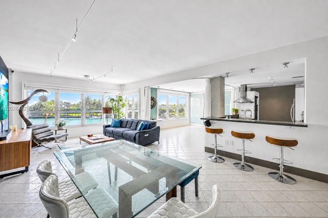 9102 W Bay Harbor Drive 3C, Bay Harbor Islands, FL 33154