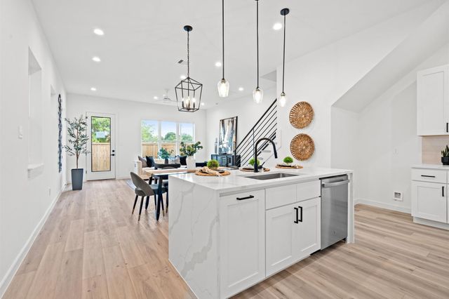 6423 Madrid Street, Houston, TX 77021