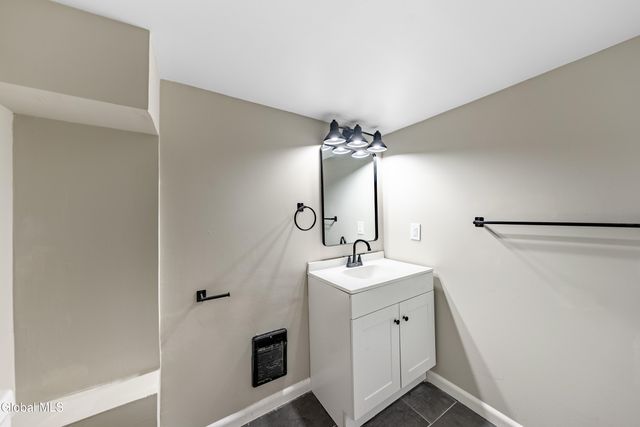 32 Carroll Avenue, Albany, NY 12203