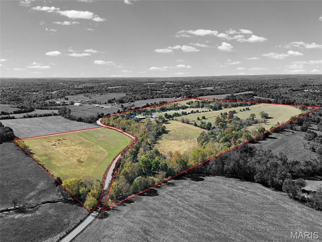 6933 Russell Road, Hillsboro, MO 63050