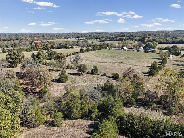 6933 Russell Road, Hillsboro, MO 63050