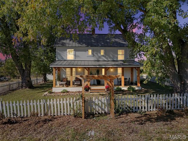 6933 Russell Road, Hillsboro, MO 63050
