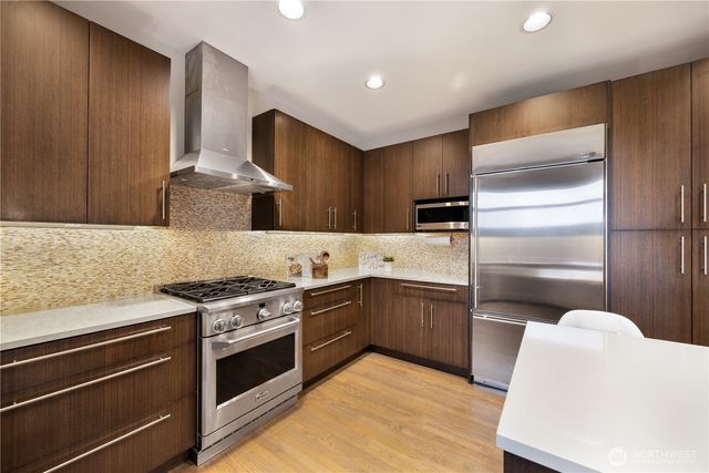 9968 184th Avenue NE, Redmond, WA 98052