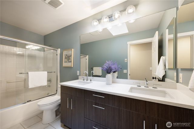 9968 184th Avenue NE, Redmond, WA 98052