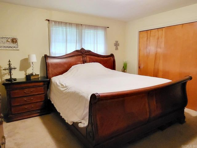 1136 Walnut St, Jonesboro, AR 72401