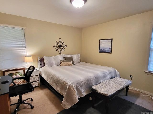 1136 Walnut St, Jonesboro, AR 72401