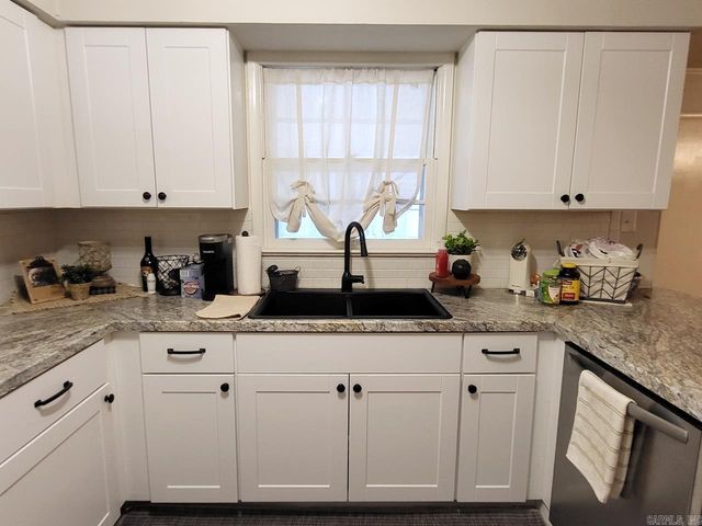 1136 Walnut St, Jonesboro, AR 72401