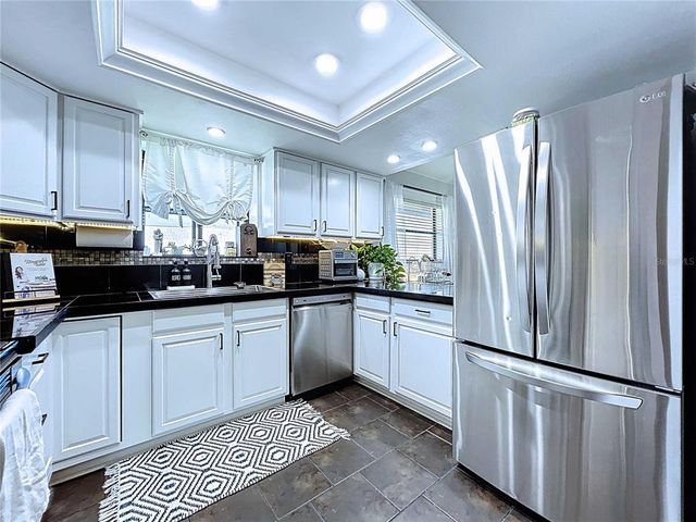 513 HAMMOCK PINE BOULEVARD, Clearwater, FL 33761