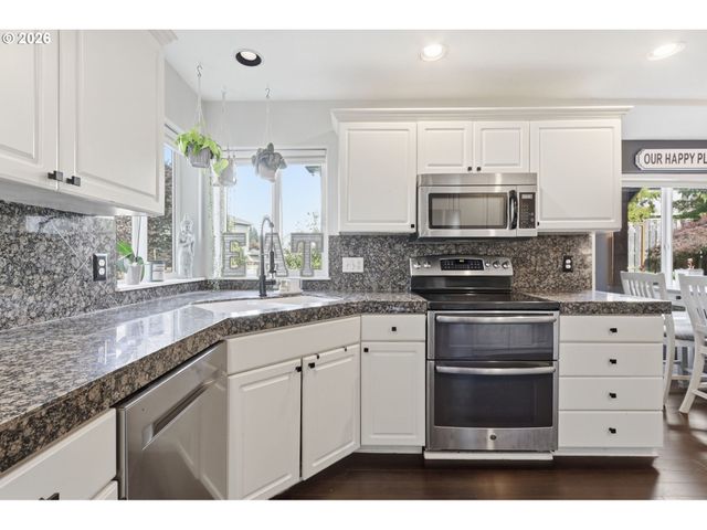 16418 Se ORCHARD VIEW Ln, Damascus, OR 97089