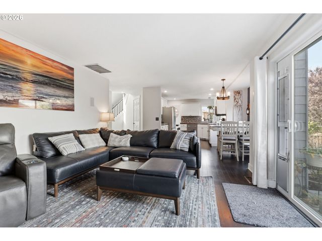 16418 Se ORCHARD VIEW Ln, Damascus, OR 97089