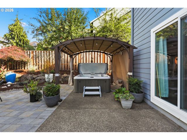 16418 Se ORCHARD VIEW Ln, Damascus, OR 97089