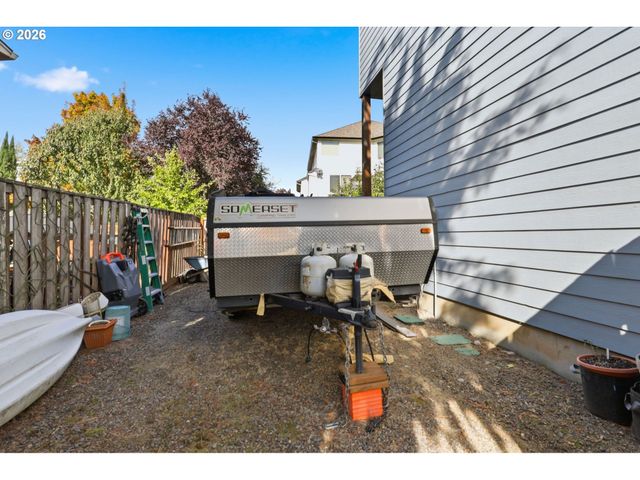 16418 Se ORCHARD VIEW Ln, Damascus, OR 97089