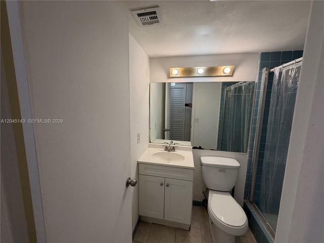 3301 Spanish Moss Terrace 306, Lauderhill, FL 33319