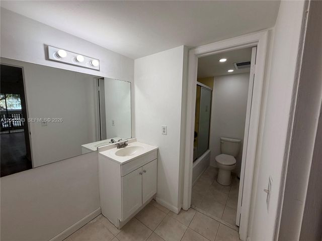 3301 Spanish Moss Terrace 306, Lauderhill, FL 33319
