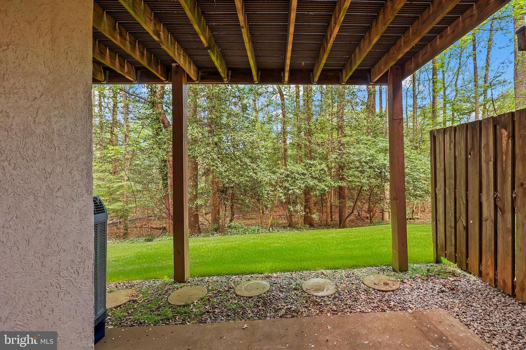 Image 33 of property listing at 2319 GLADE BANK WAY, Reston, VA 20191