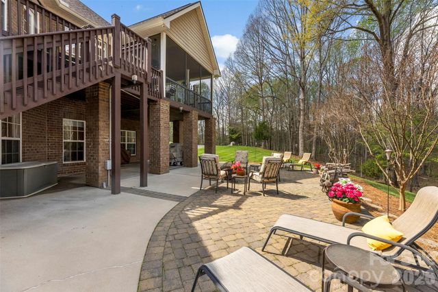 620 Garden Hill Court, Rock Hill, SC 29732