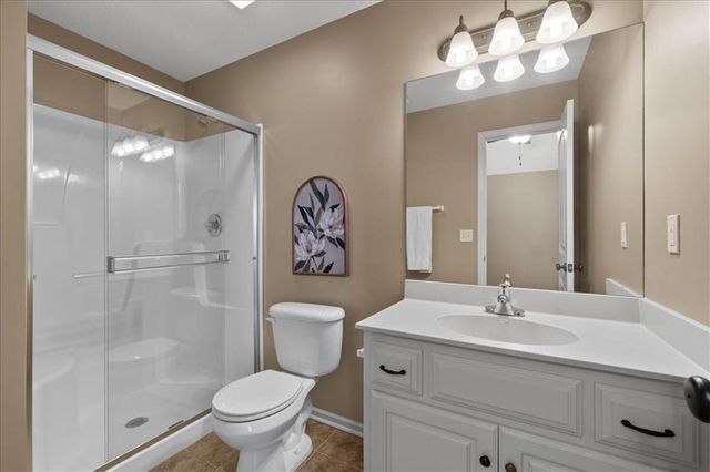 3107 W 155th Terrace, Overland Park, KS 66224