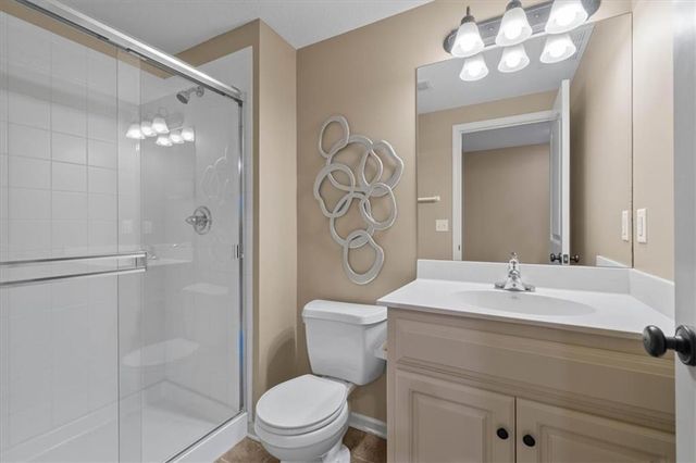 3107 W 155th Terrace, Overland Park, KS 66224